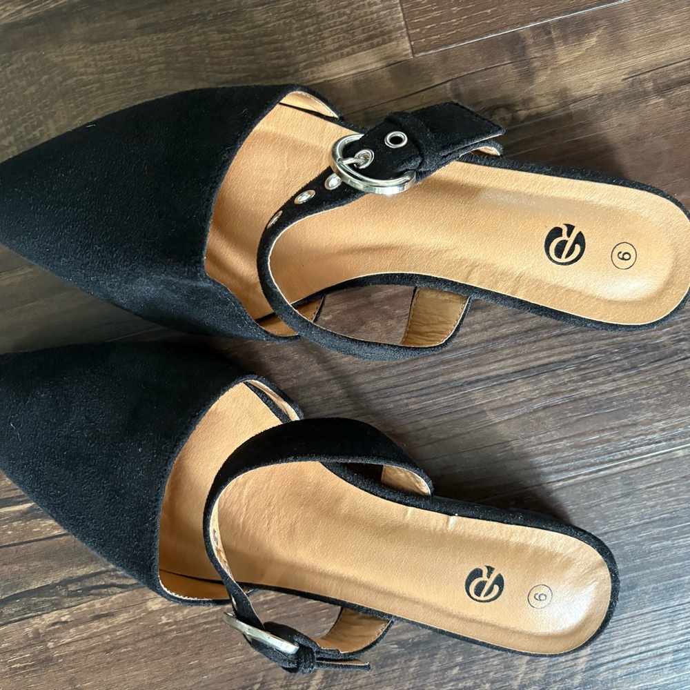 Black Women's Mules brand new size 9